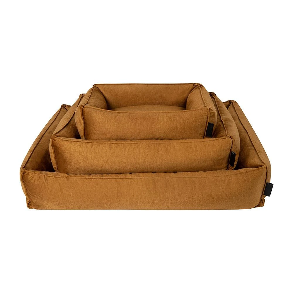 District 70 Hondenmand Shimmer Ochre 1 District 70 Hondenmand Shimmer Ochre